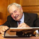Luciferian Bankster, David Rockefeller, who has openly sold out America.